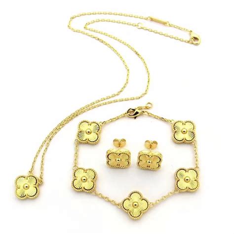 van cleef arpels replica